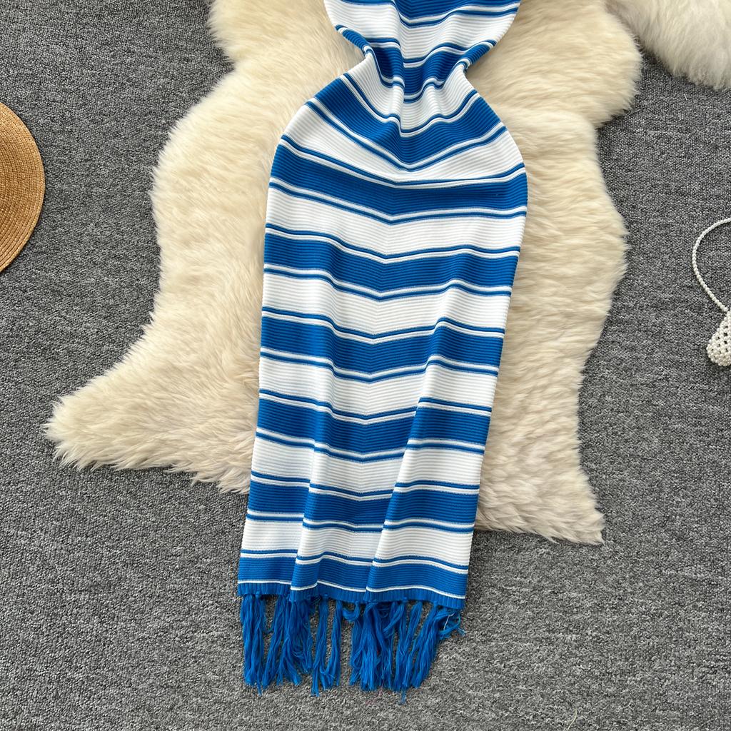 Letní dámské bez rukávů pruhované pletené střapcové slim bodycon pouzdrové svetrové šaty