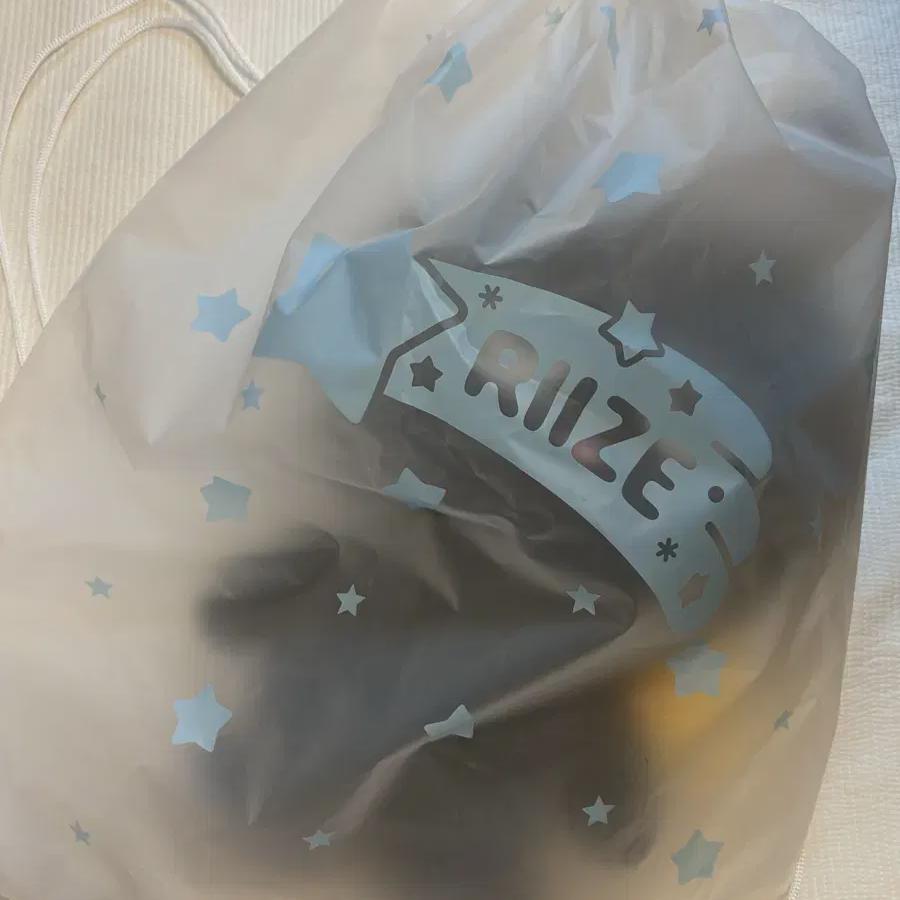 

Riize Daewoo Tonyangdeok 40cm