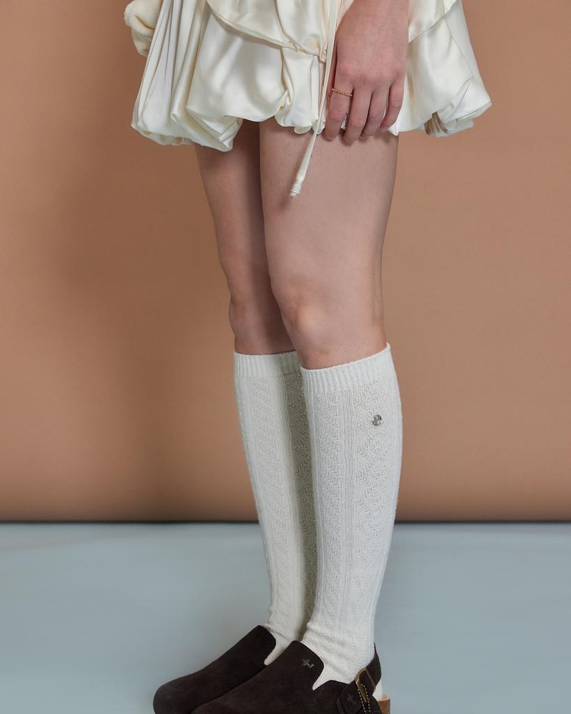 Ojji Knee-High Wool Socks Ivory Ozayfa302I