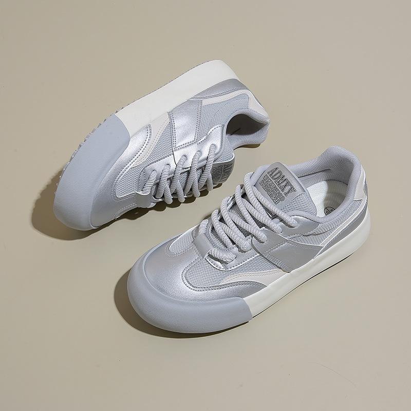 

Мода 2024 года. Кожаные женские кроссовки. Белые женские спортивные кроссовки на платформе. Женские вулканизированные туфли. Кроссовки повседневные женские кроссовки. 40 серебряный