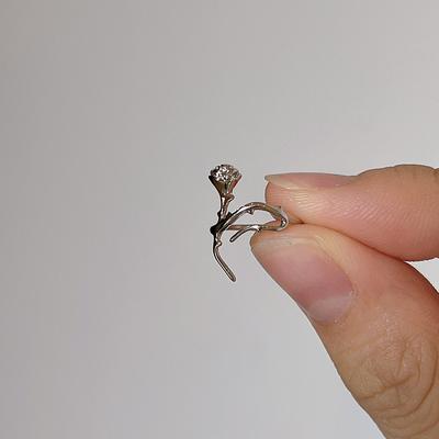 Clips d'oreilles en forme de rose sans piercing d'oreille pour femme, style rétro français, en métal, abstrait, en forme de fleur