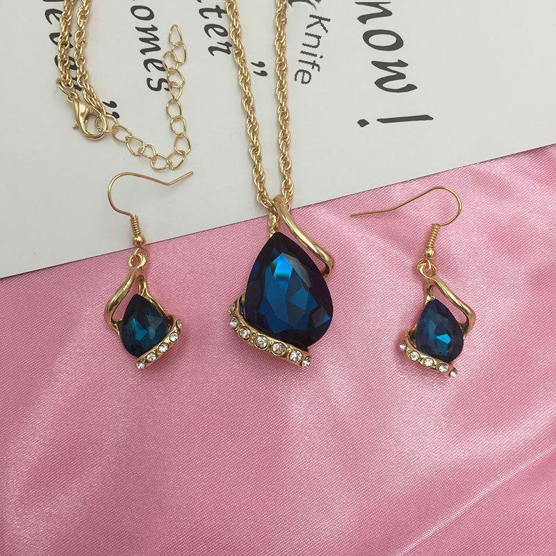 Ensemble Collier et Boucles d'Oreilles de Mariée Européen-Américain en Cristal Zircon en Forme de Cœur