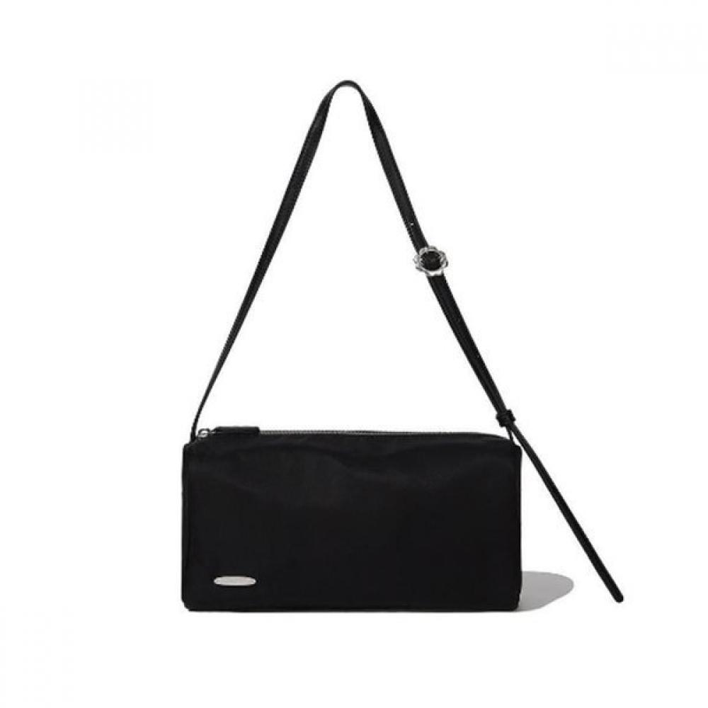 

Covernot Cloverheart Сумка на плече квадратної форми B1 Co2506tb73 Bk 1.CO2506TB73 BK FREE