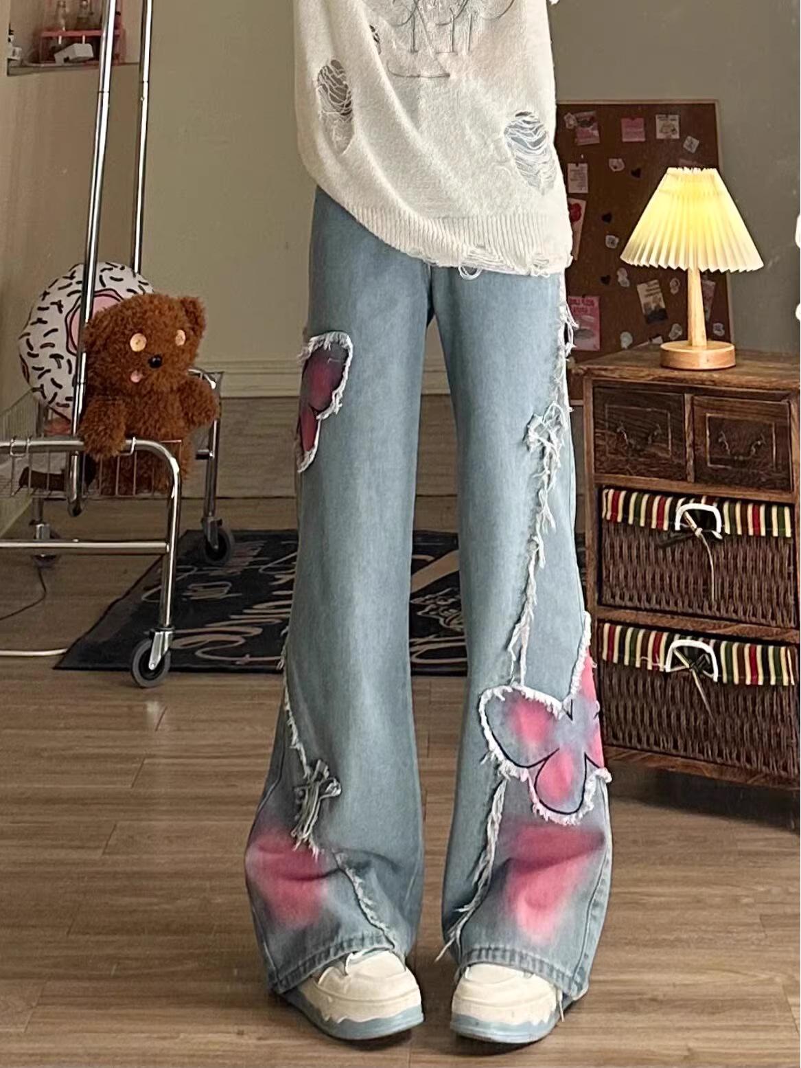 

Женские джинсы больших размеров в стиле ретро с высокой талией, свободного кроя, с пэчворком в виде бабочек и широкими штанинами 3XL