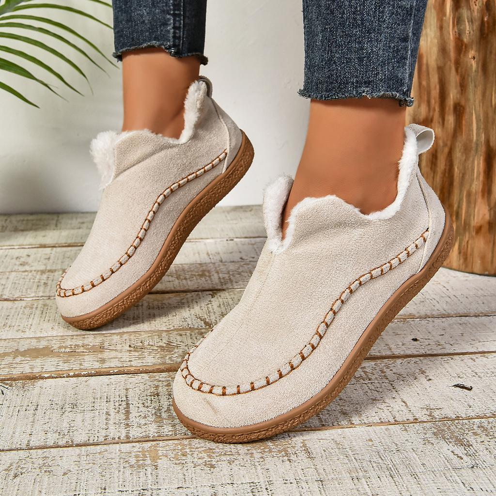Women's Winter Warm Fleece Lined Short Boots with Rubber Sole, Round Toe, Flat Heel, Casual Slip-On Design for Daily Wear