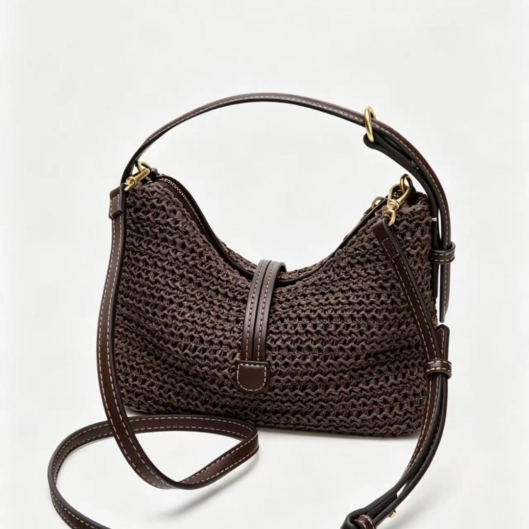 Vintage Woven Women s Bag Crossbody Shoulder Bag 2026 New Handmade Straw Woven Bag Fashionable Commuting Bag