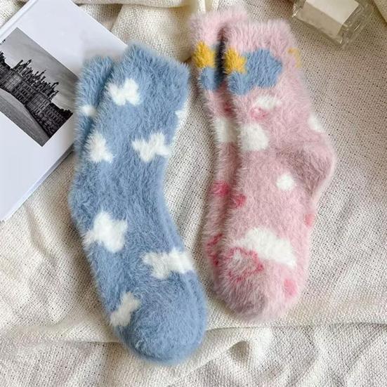 Dámské chlupaté ponožky s posádkou Zimní teplé plyšové ponožky Roztomilý vzor srdce a mašle Měkké ponožky pro dívky na doma, na lenošení, na ven