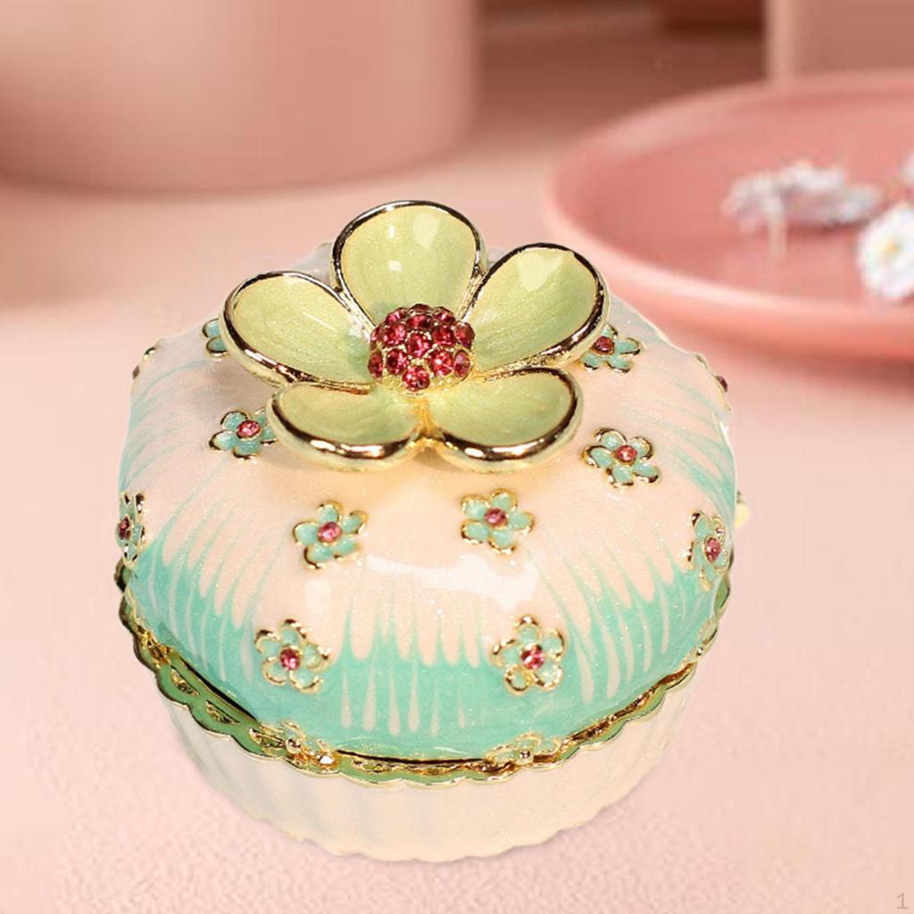 Smaltovaná šperkovnice ve tvaru dortu, sběratelská, dekorativní, řemeslná, organizér na drobnosti pro