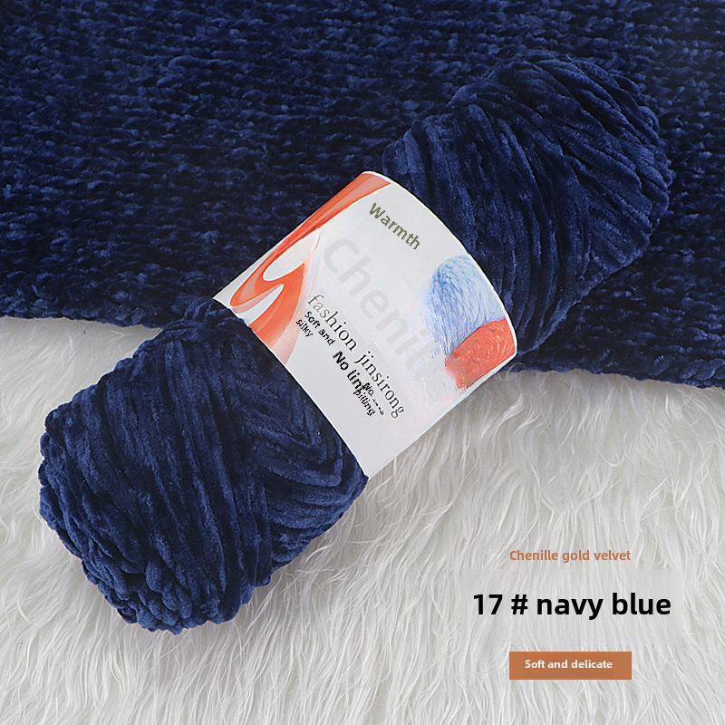 

В язаний шарф із синелі золотого оксамиту, шапка, в язані тапочки, вовняний набір ручної роботи для ляльок