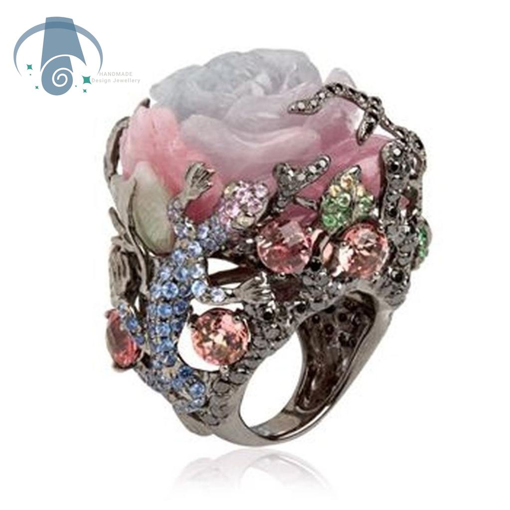 Black Gold Peony Flower Vine Lizard Ring for Women Carved Nature Statement Jewelry Vintage Gothic Daily Party Wear Unique Gift