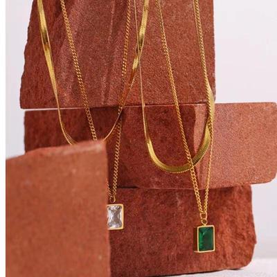Europäische & Amerikanische Titanstahl Schlangenkette Doppellagige Edelstein Anhänger Halskette, Retro Kalter Stil, 18K Vergoldet
