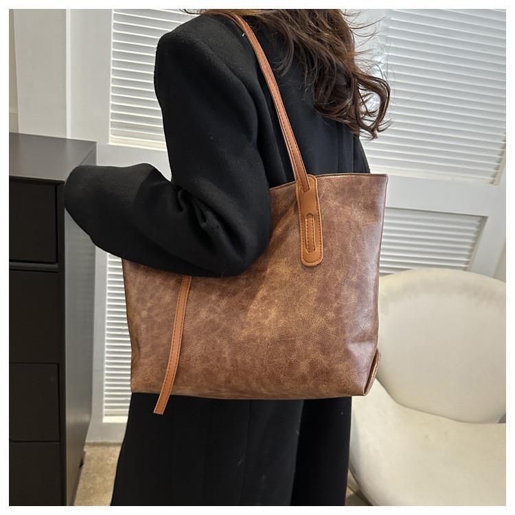 Spacious Pu Tote Bag For Women With Stylish Street Fashion Design Perfect For College Commute