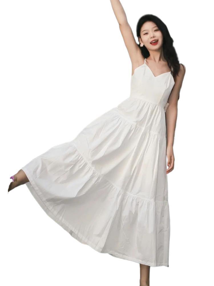 2026 summer new French V-neck white suspender dress women's waist design sense niche temperament small skirt