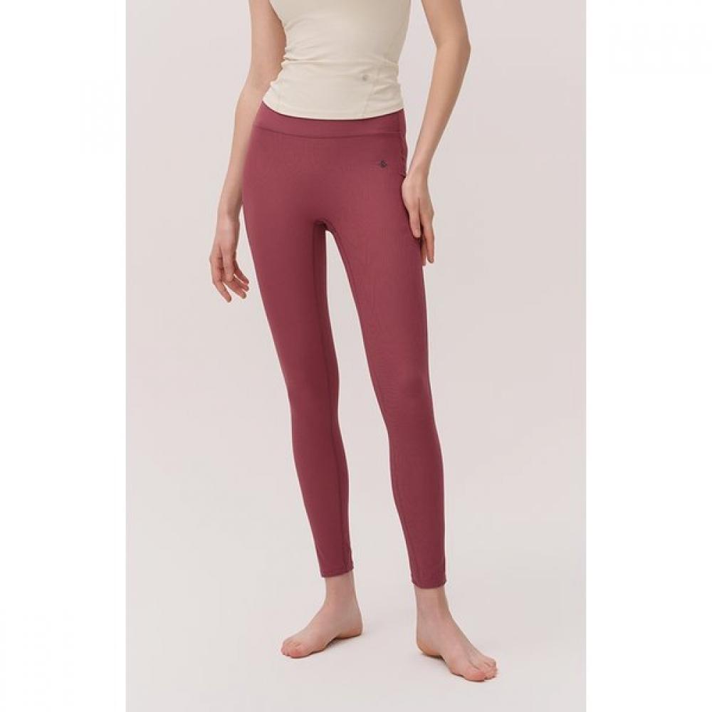 Huit Ticha Rib Slim Line Back Pocket 9 Part Leggings