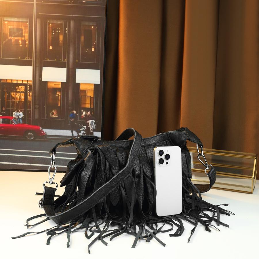 Fashion Tassel Bag Women'S Leather Piece Retro Shoulder Crossbody Large Capacity Tote Bag