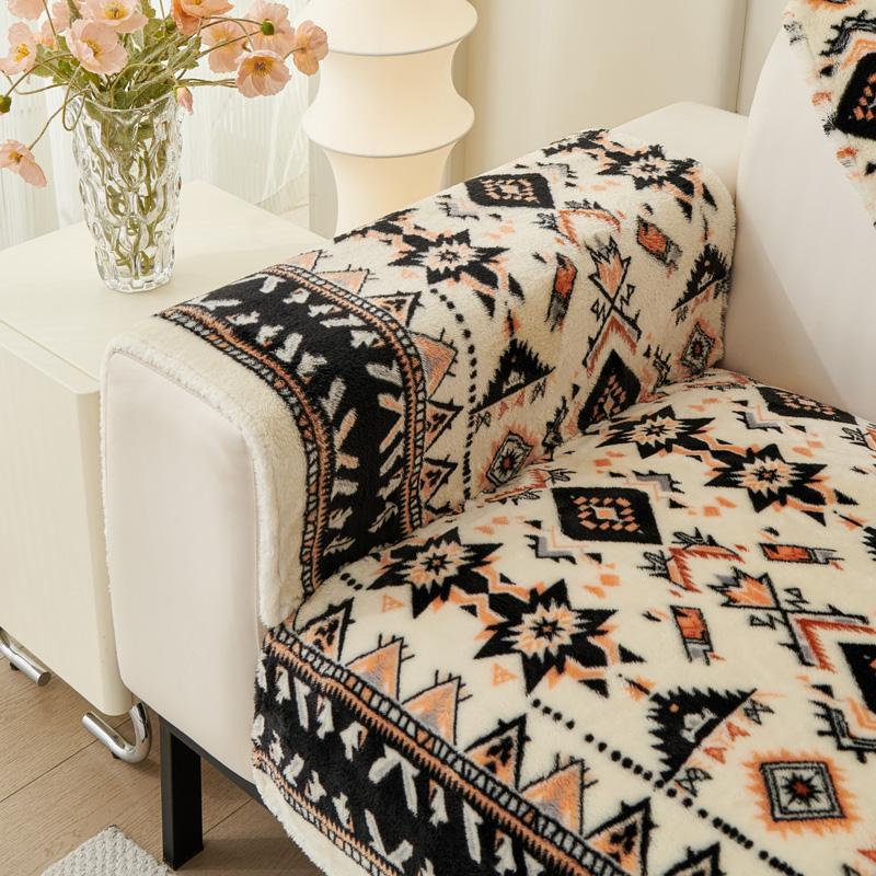 Thicken Plush Sofa Covers Non Slip Sofa Mat Winter Warm Washable Couch Slipcovers for Living Room Velvet Soft Sofa Towel