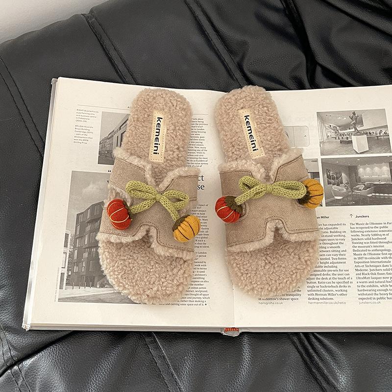 Niche milk huhu word fluffy shoes women autumn and winter cute cartoon small tomatoes versatile casual wind outside cotton slippers