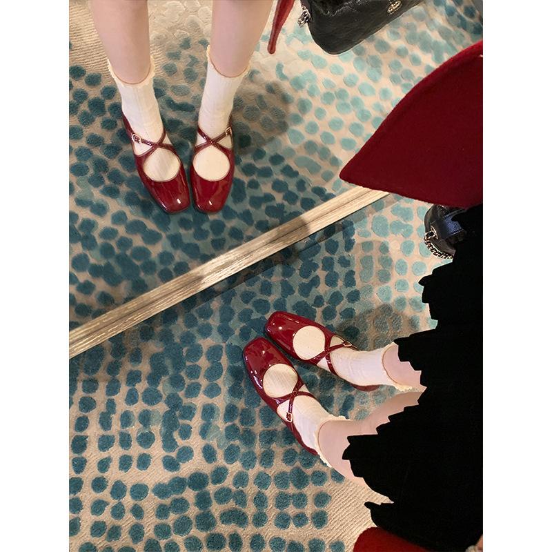 

Cowhide version~ The same square head flat bottom Mary Jane single shoes women s cross buckle with shallow mouth banquet shoes wedding shoes 40 бордовый