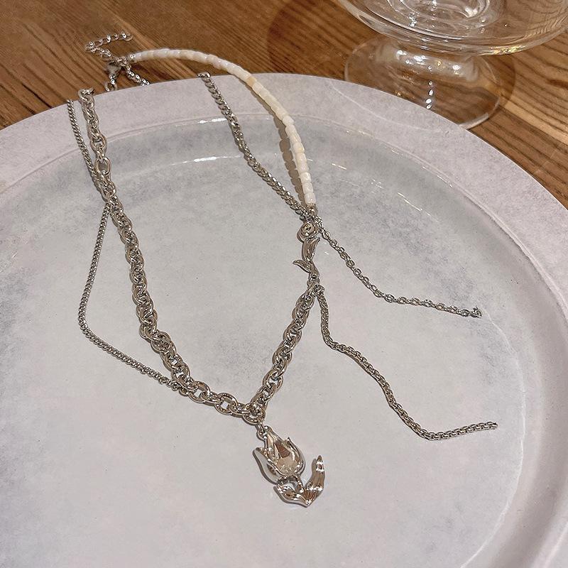 Light Luxury Niche Titanium Steel Necklace Women's Senior Design Sense Zircon Bow Clavicle Chain Neck Chain