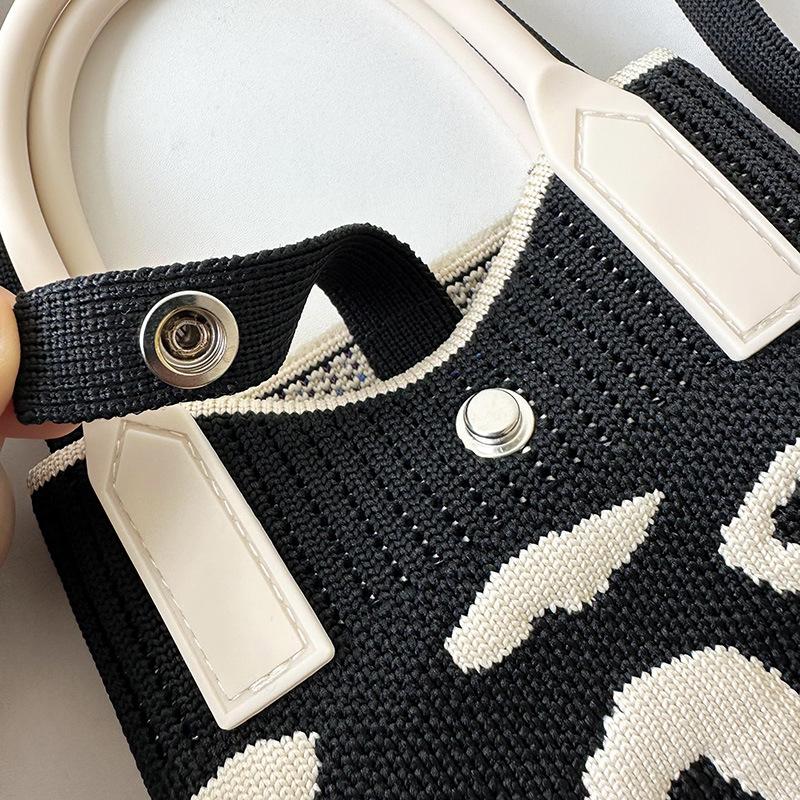 Mini borsa per telefono lavorata a maglia a punto leopardo in bianco e nero Borsa a tracolla Borsa da tasca da donna Borsa quadrata piccola