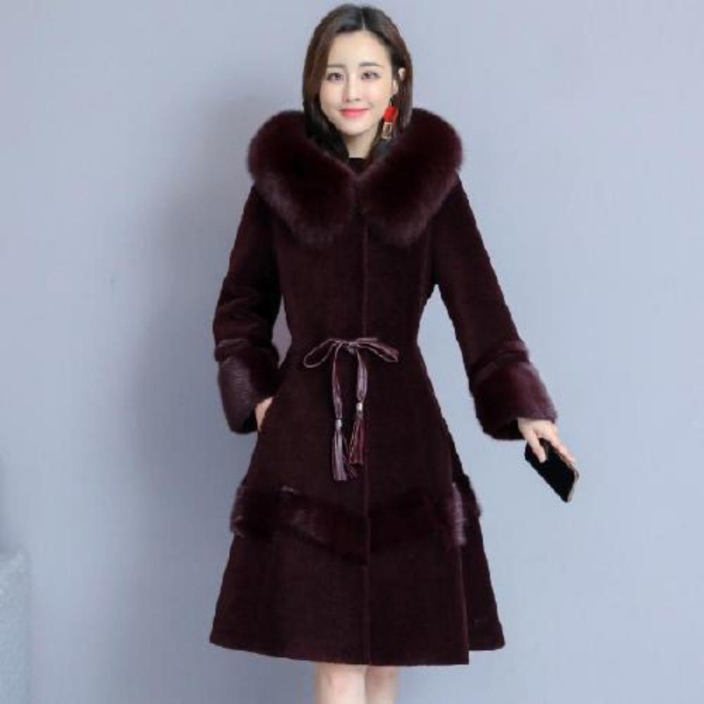 Fur Sheep Shearling Coat Women's New Winter Mother Fox Fur Hooded Thickened Coat Mid-length