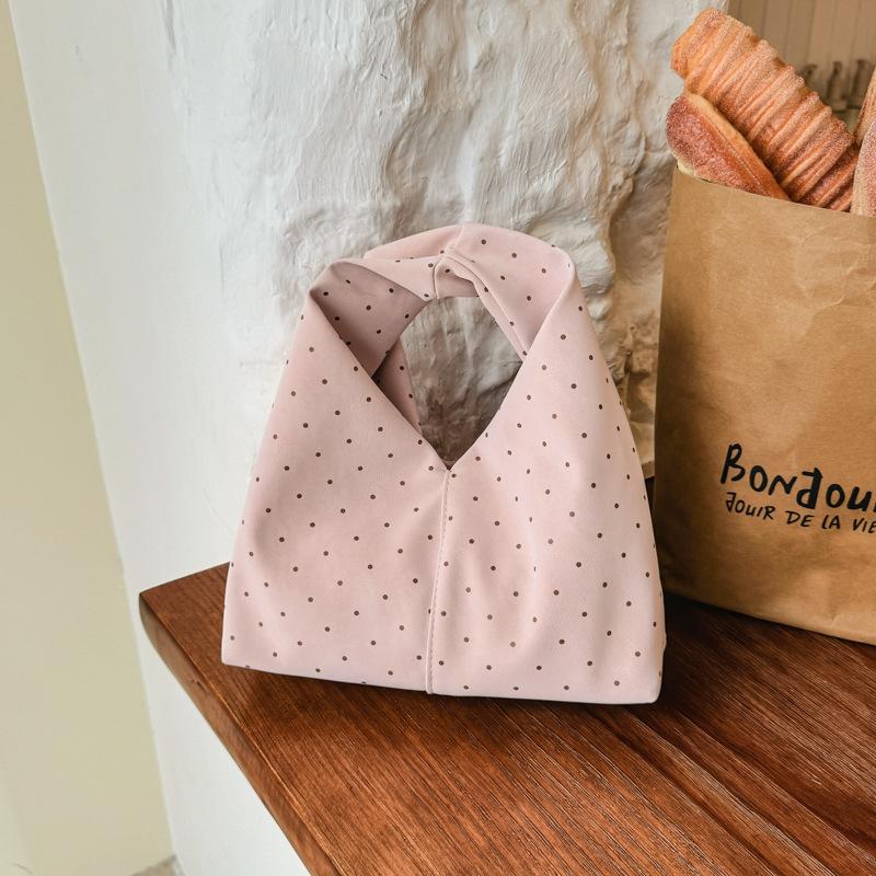Minimalist Fashion Large Capacity Bag, Handbag for Large Capacity Daily Commuting.