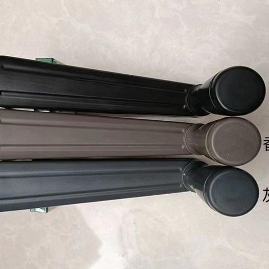 Römische Regenschirmzubehörteile: Armlehnen, Kurbelgriffe, Einzugsmechanismen, Ersatzteile, Sonnenschirme für den Außenbereich, Kappen, Seile.