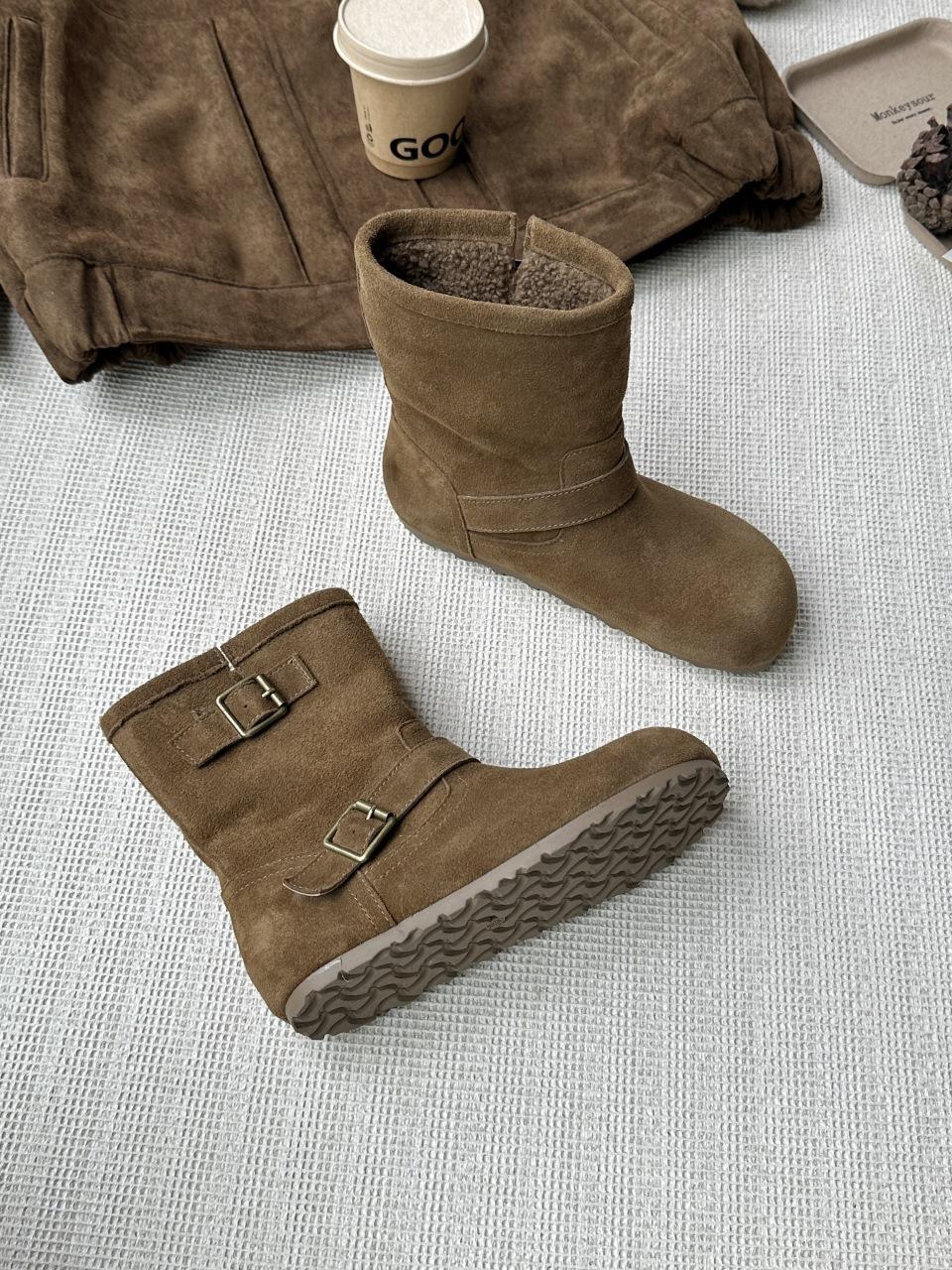 

Теплые флисовые короткие сапоги-трубы на плоской подошве с внутренней платформой, увеличивающей рост, кожаные универсальные ботинки Мартина женские 2025 осень и зима обувь Boken 40