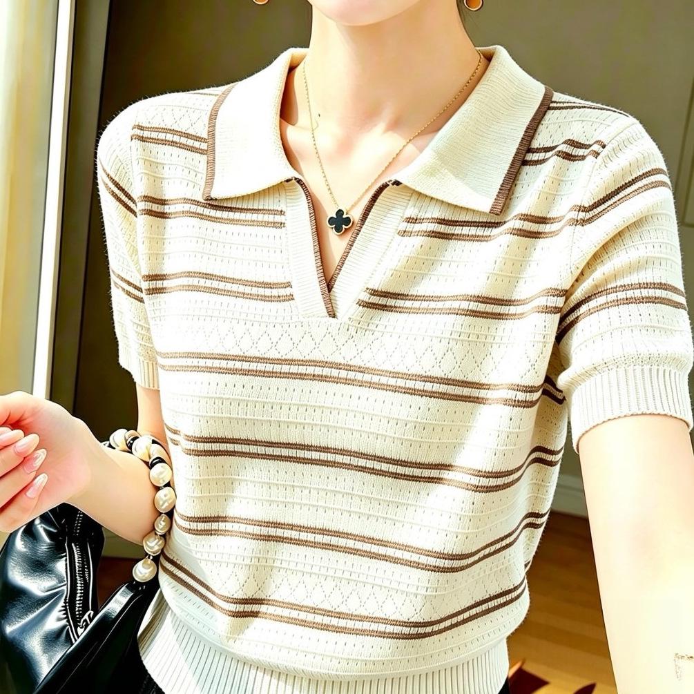 Stylish Contrast Color Knit Short Sleeve Top – Youthful, Slimming, and Fashionable