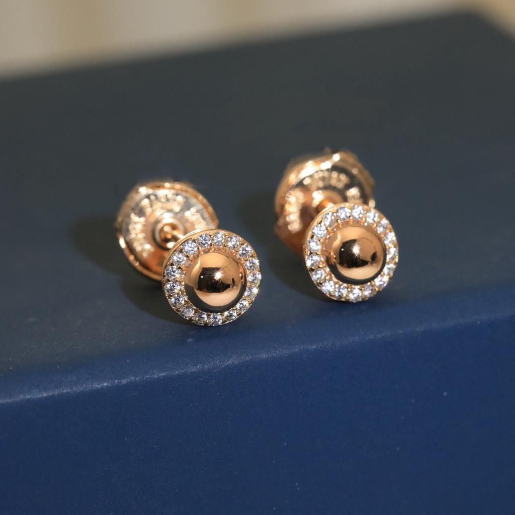 vacuum plated platinum inlaid with sparkling diamonds earring hot selling, highest version on the market  Non-allergic