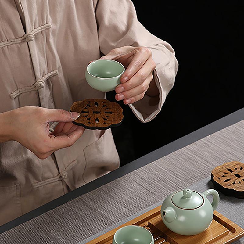 Creative Lotus Flower Drink Coasters Wooden Round Cup Mat Table Mat Tea Coffee Mug Placemat Home Decoration Kitchen Accessories