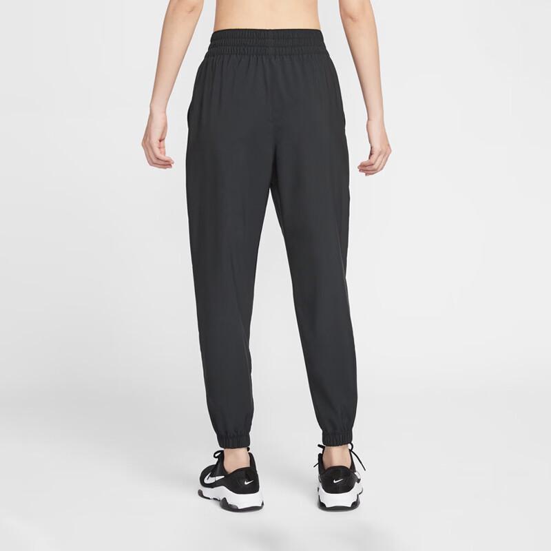 Nike Women s Tapered Woven Casual Pants XL