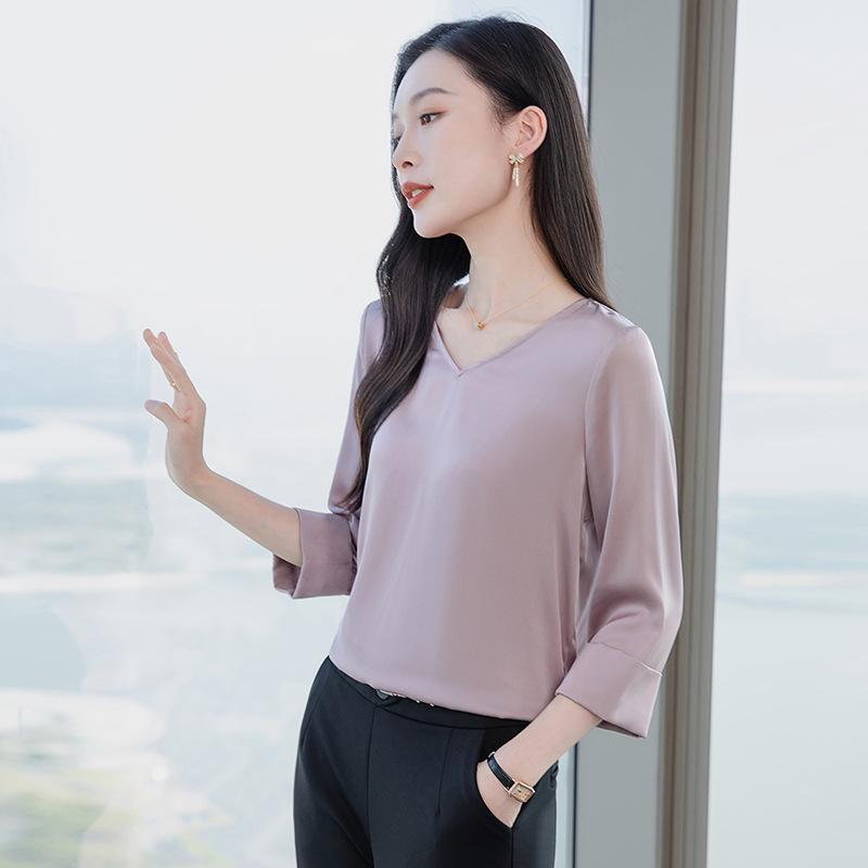 2025 Spring Women's V-Neck Mulberry Silk Blouse - Solid Color, Loose Fit