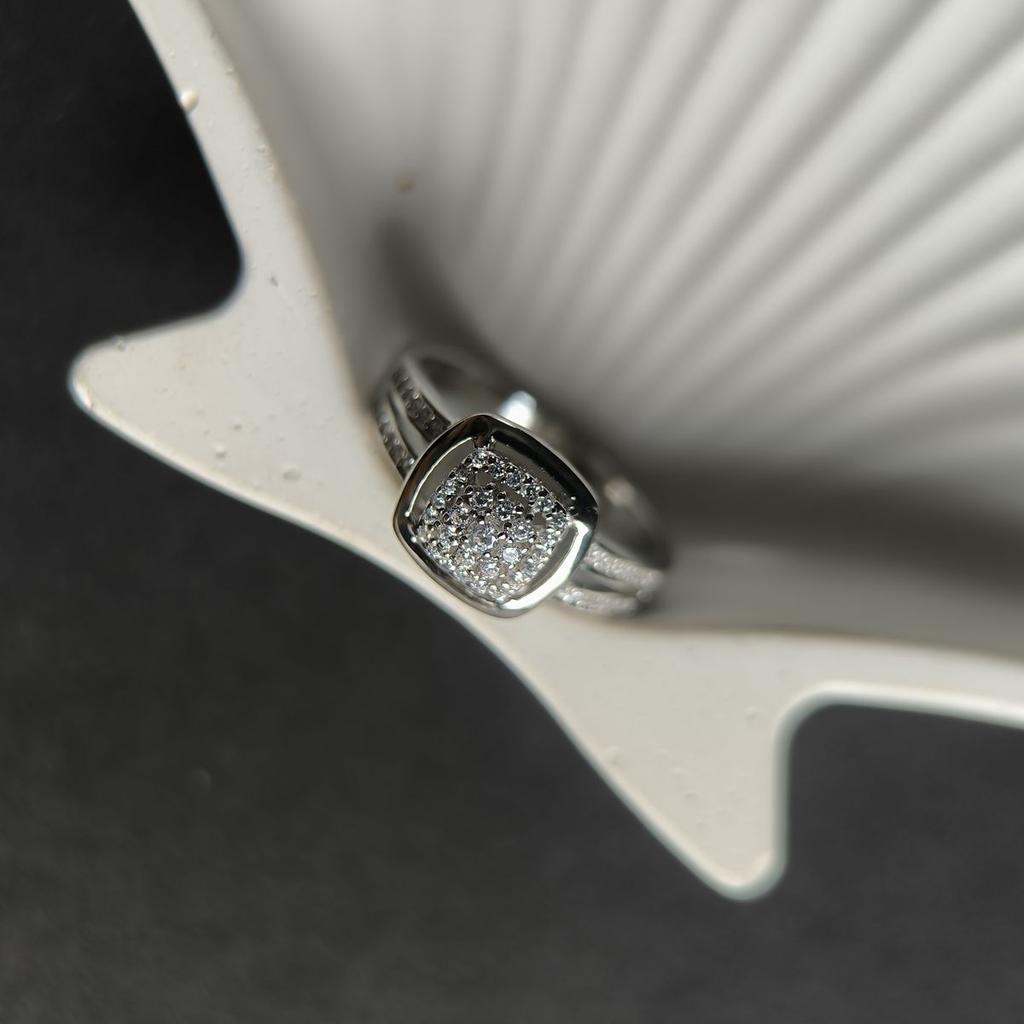 Silver Ring with Cubic Zirconia, Product Weight 3.33 G (2186625)