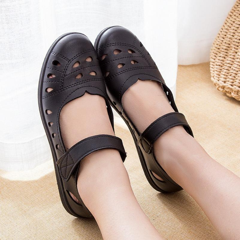 Hollow Soft-soled Mother Shoes Single Shoes Spring Comfortable Flat-bottomed Women's Shoes Hole Leather Shoes