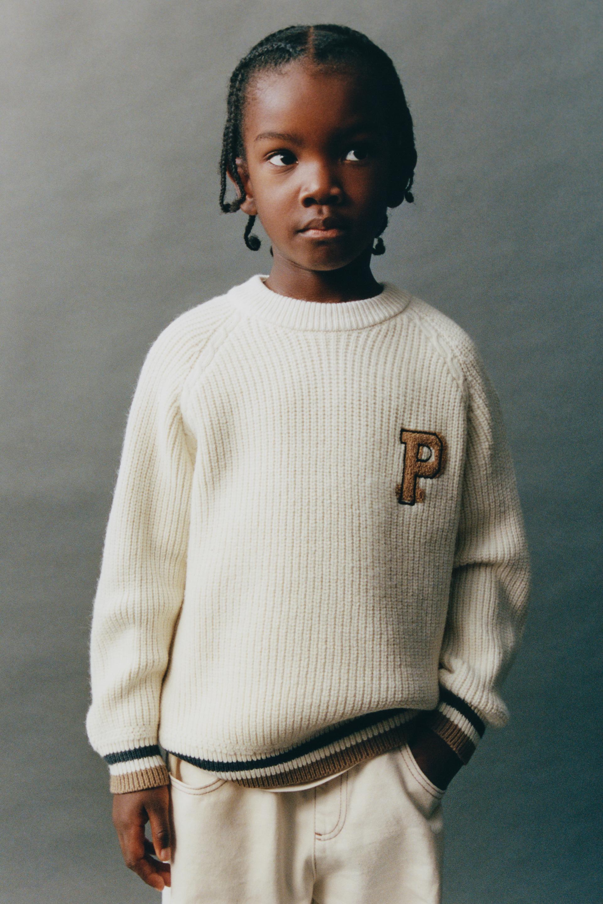 

ТРИКОТАЖНЫЙ УНИВЕРСАЛЬНЫЙ СВИТЕР