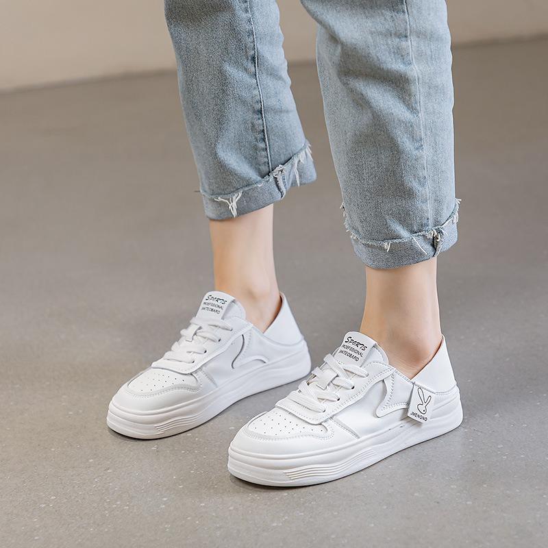 Flat white shoes women's spring and summer leather soft sole comfortable breathable casual dissolving shoes lightweight student board shoes