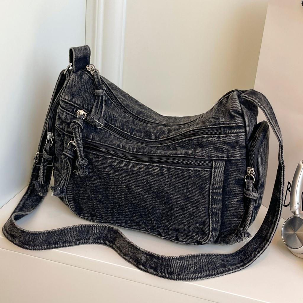 Denim bag women's large capacity 2025 new autumn and winter casual messenger bag college students commuting tote bag