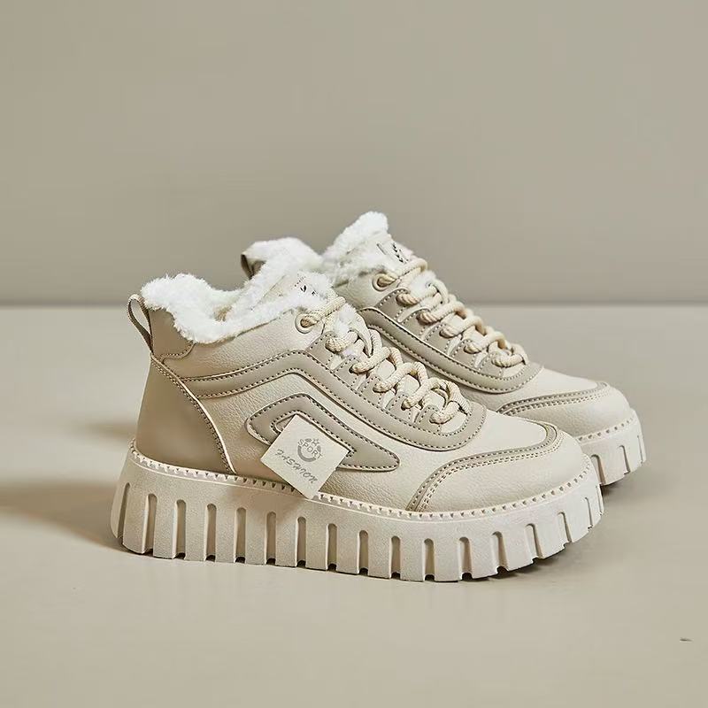 Winter New Women's High Top Shoes, Anti slip and Wear resistant Velvet Warm Boots, Thick soled Casual Sports Board Shoes