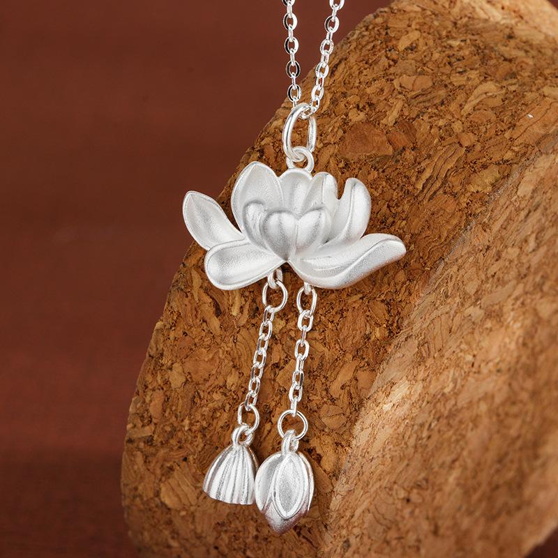 

Ожерелье с кисточками лотоса из стерлингового серебра с новым китайским наследием и цепочкой свитера из древнего семени лотоса Универсальная