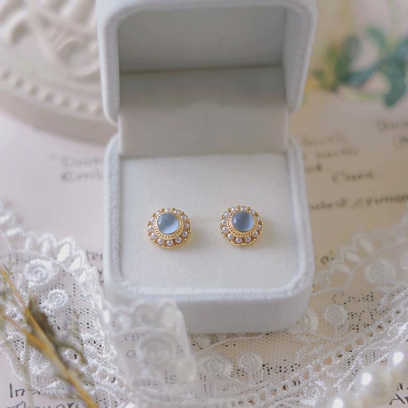 S925 Sterling Silver Pearl Stud Earrings - Hong Kong Style, Retro, Simple, Elegant, Light Luxury