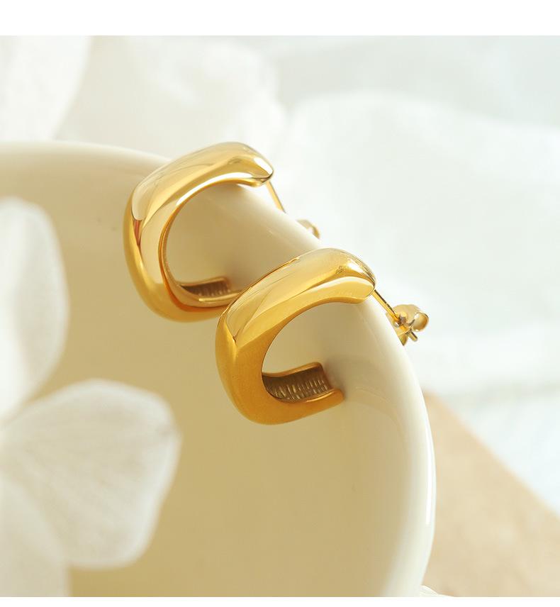 Marka French Minimalist Retro C-Shaped Titanium Steel Earrings for Women, Non-Fading