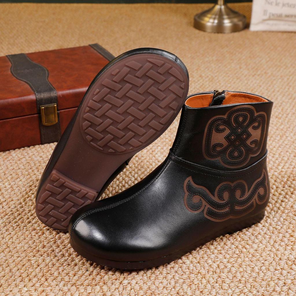 Women's Genuine Leather Ankle Boots - Retro Style, Soft Sole, Comfortable Flat Heel for Autumn/Winter 2025