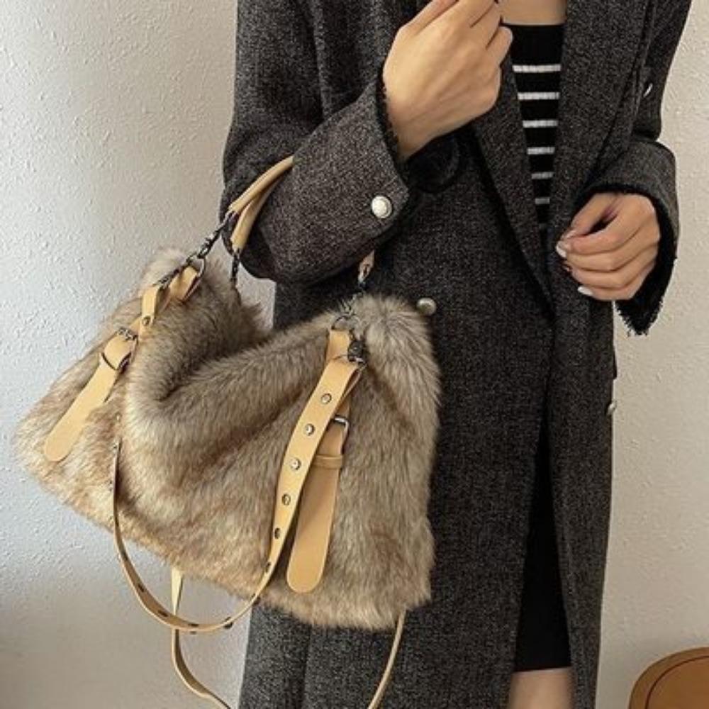 

Жіночі сумки Клепки Оксамит Жіноча Осінньо-зимова Нова Волосата Сумка Трендова Універсальна Імітація Кролячого Хутра Модна Сумка Через Плече Месенджер 36*25*10cm
