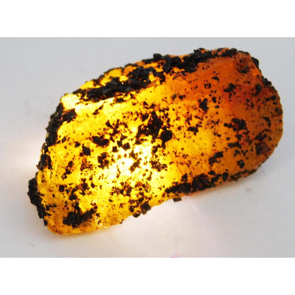 Natural Yellow Sapphire Huge Rough 104 Ct Earth Mined   Loose Gemstone