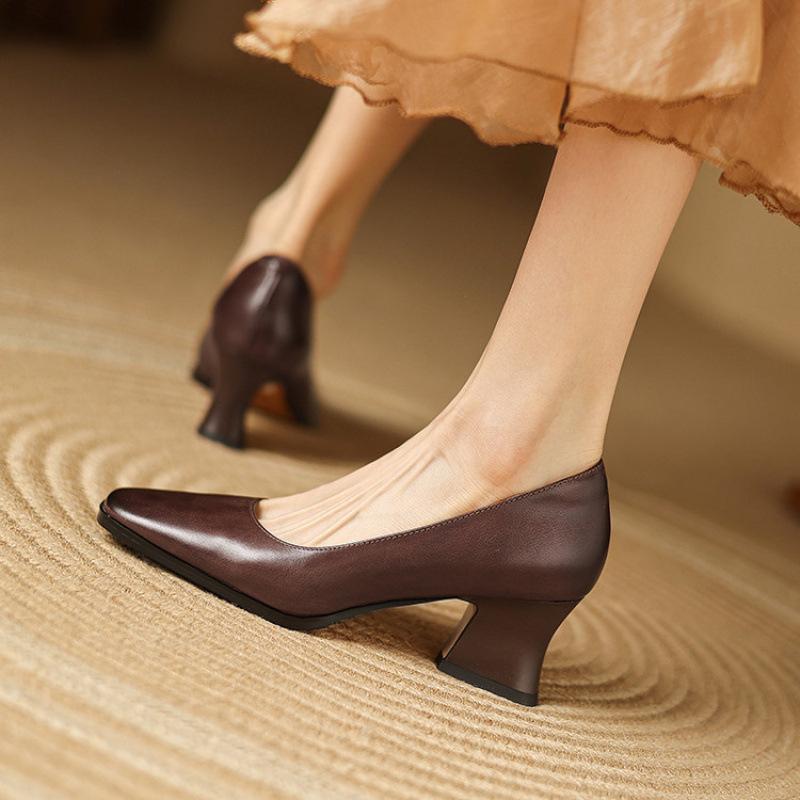 New women's fashion single shoes square head one pedal thick heel small leather shoes women's solid color casual leather large size shoes middle heel