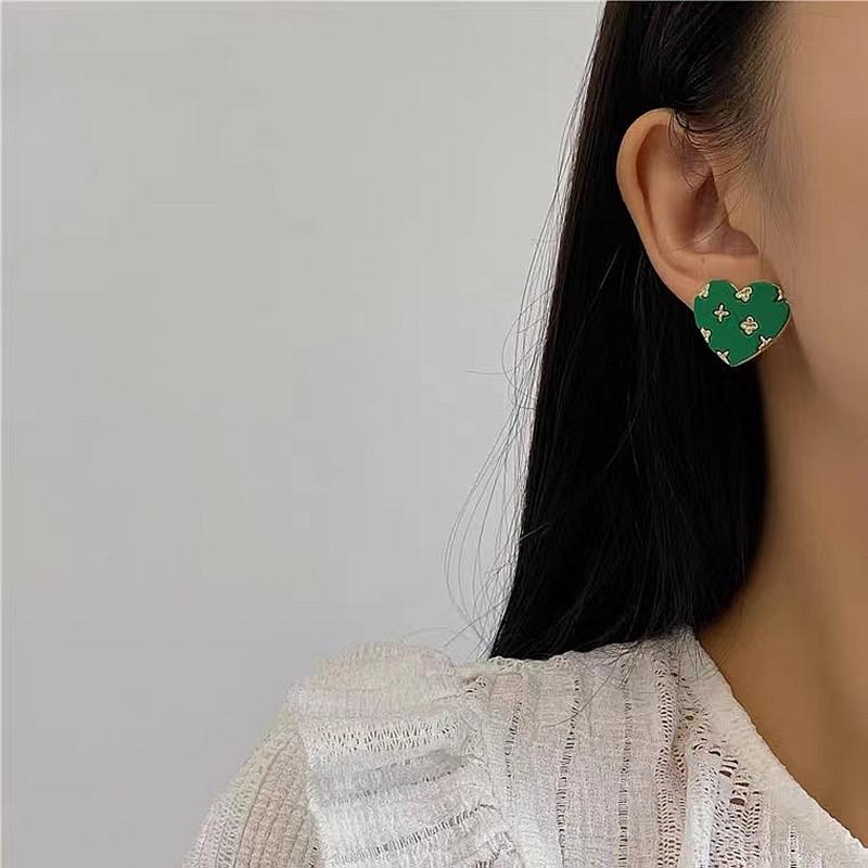925 Sterling Silver Floral Heart Stud Earrings - Simple Forest Style, Fresh & Fashionable for Women