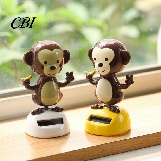 Driving Stress Relief Ornament Solar Car Ornaments, Shaking Head Monkey Toy, Banana Holding Figure Figure, Dashboard Swinging Interior Decoration Toy