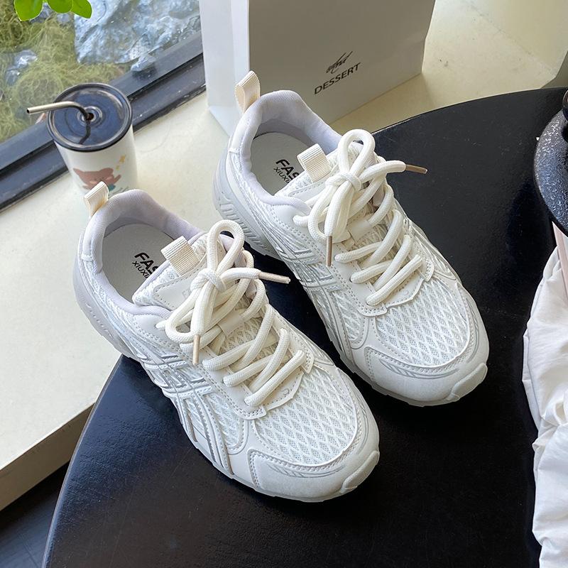 2025 New Korean Version of Leather Mesh Breathable Color Matching Casual Shoes Women's Versatile and Lightweight Sports Forrest Gump Shoes