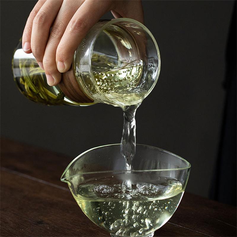 Heat Resistant Glass Tea Cup with Filter Chinese Kung Fu Tea Set Puer Flower Tea Mugs Household Transparent Convenient Teaware